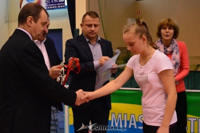 Mistrzostwa Ostrołęki szkół średnich w tenisie stołowym kobiet [01.12.2016] - zdjęcie #60 - eOstroleka.pl
