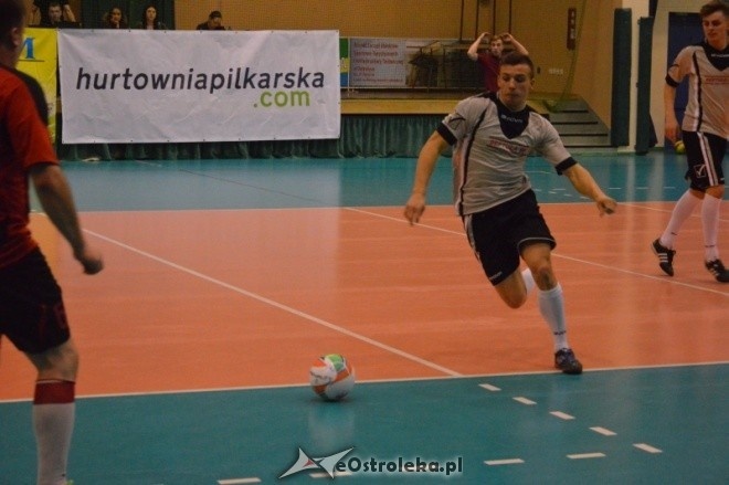 Nocna Liga Futsalu - 2. kolejka [02.12.2016] - zdjęcie #5 - eOstroleka.pl