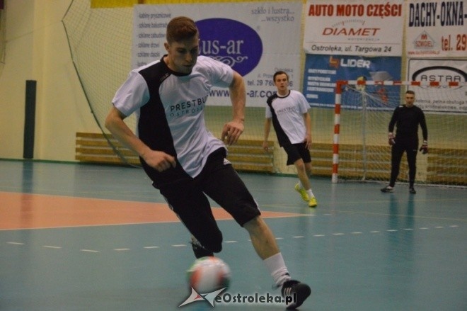 Nocna Liga Futsalu - 2. kolejka [02.12.2016] - zdjęcie #30 - eOstroleka.pl