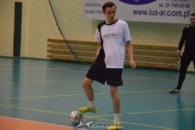 Nocna Liga Futsalu - 2. kolejka [02.12.2016] - zdjęcie #37 - eOstroleka.pl