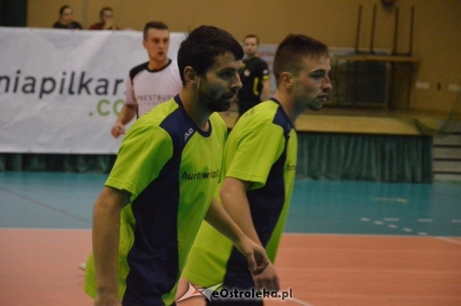 Nocna Liga Futsalu - 2. kolejka [02.12.2016] - zdjęcie #42 - eOstroleka.pl