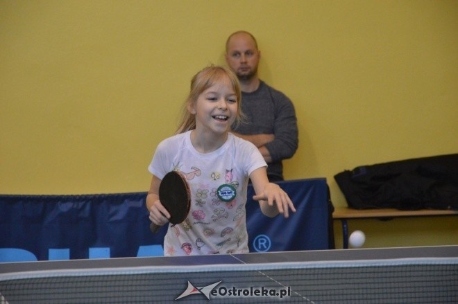 Turniej tenisa stołowego dzieci w ZS 3 [03.12.2016] - zdjęcie #23 - eOstroleka.pl