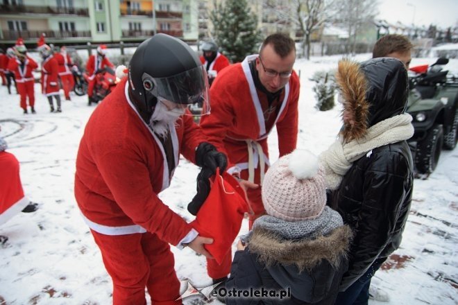 Motomikołaje z wizytą w ostrołęckim domu dziecka [ZDJĘCIA] - zdjęcie #25 - eOstroleka.pl