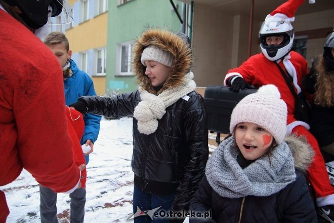 Motomikołaje z wizytą w ostrołęckim domu dziecka [ZDJĘCIA] - zdjęcie #26 - eOstroleka.pl