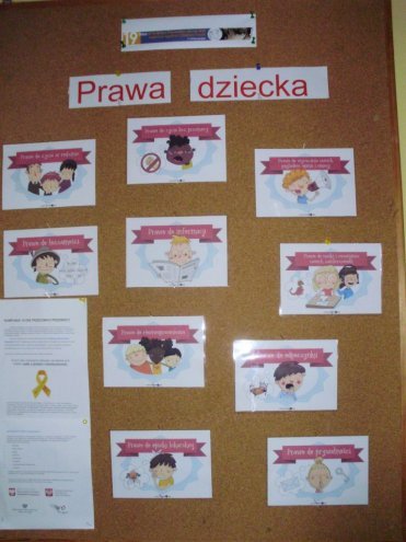 Poradnia Psychologiczno-Pdagogiczna w Myszyńcu z kampanią przeciwko przemocy [ZDJĘCIA] - zdjęcie #11 - eOstroleka.pl