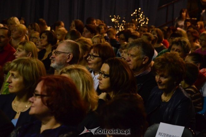Wigilijne spotkanie Zespołu Placówek Wsparcia Dziennego i Asysty Rodzinnej [09.12.2016] - zdjęcie #26 - eOstroleka.pl