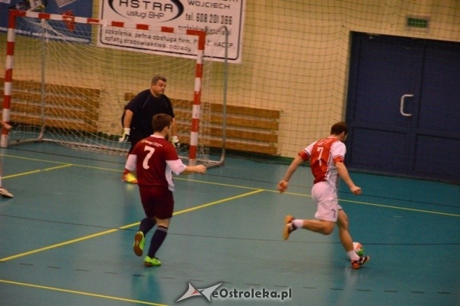 Nocna Liga Futsalu +33: Energa vs Revo [17.12.2017] - zdjęcie #13 - eOstroleka.pl
