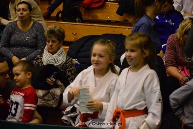 Turniej na 30-lecie Ostrołęckiego Klubu Karate Kyokoushin [18.12.2016] - zdjęcie #71 - eOstroleka.pl