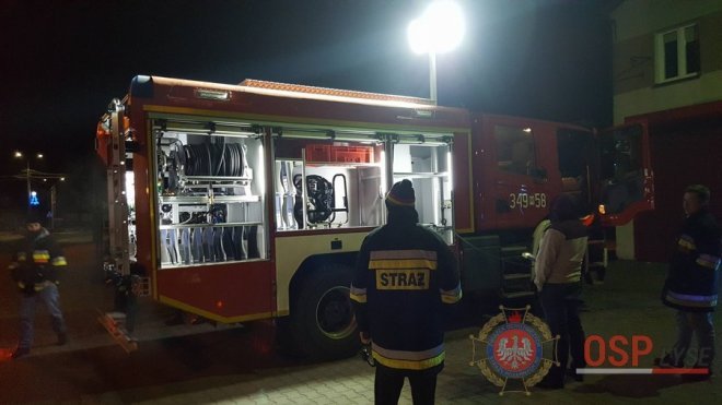 Strażacy ochotnicy z Łysych cieszą się już z nowego wozu bojowego [WIDEO, ZDJĘCIA] - zdjęcie #23 - eOstroleka.pl