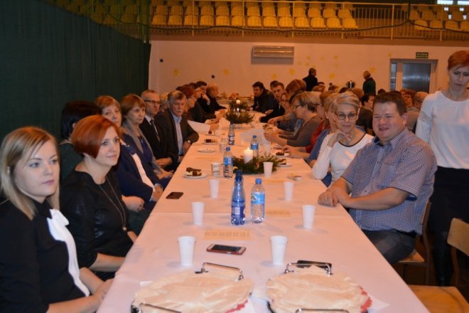 Wigilijne spotkanie samorządowców z przedsiębiorcami z gminy Łyse [ZDJĘCIA] - zdjęcie #56 - eOstroleka.pl