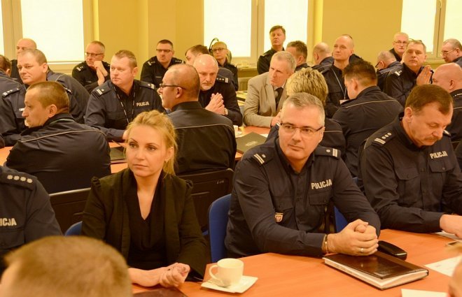 Odprawa roczna mazowieckiej policji: Mniej przestępstw i większa wykrywalność [ZDJĘCIA] - zdjęcie #3 - eOstroleka.pl