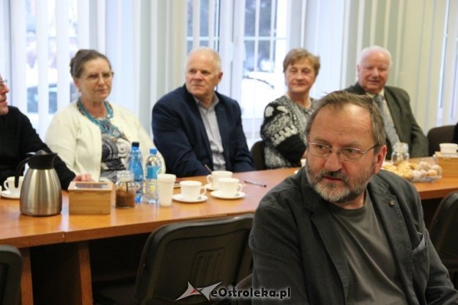 Opłatkowe spotkanie ostrołęckiego środowiska kultury [ZDJĘCIA] - zdjęcie #8 - eOstroleka.pl