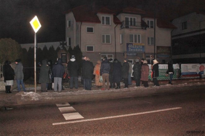 Mieszkańcy Przasnysza w hołdzie powstańcom styczniowym [ZDJĘCIA] - zdjęcie #12 - eOstroleka.pl
