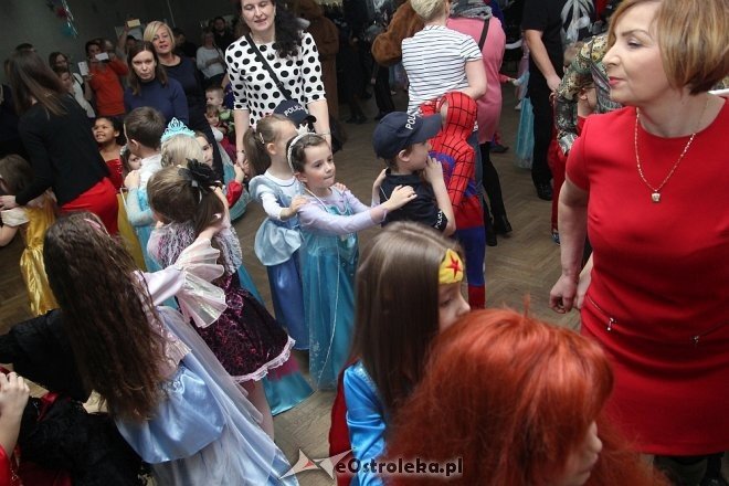Bal karnawałowy w przedszkolaków z Krainy Misiów [11.02.2017] - zdjęcie #62 - eOstroleka.pl