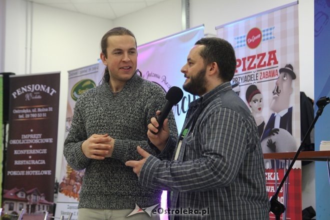 27-letni Dawid Kuriata mistrzem w jedzeniu pączków [ZDJĘCIA] - zdjęcie #24 - eOstroleka.pl