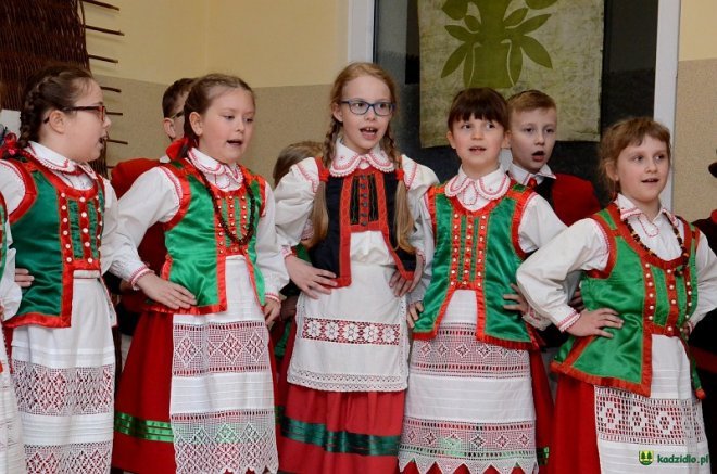 „Śladami Kurpiów” na zakończenie Święta Wycinanki [ZDJĘCIA] - zdjęcie #51 - eOstroleka.pl