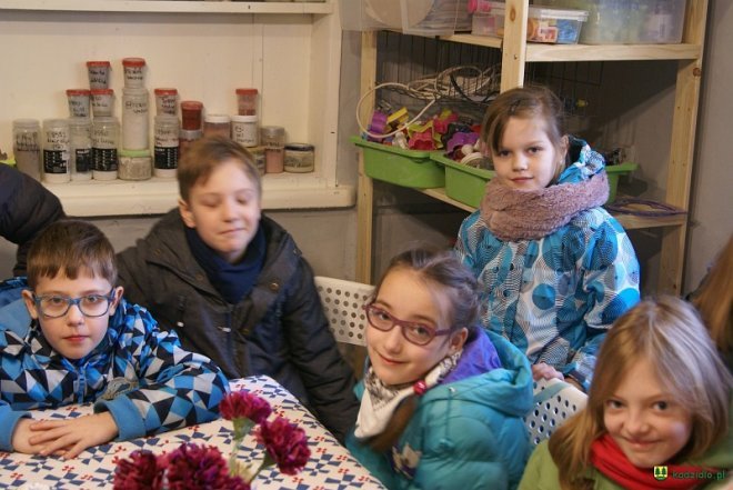 „Baśniowa” wycieczka dzieci z kadzidlańskiej podstawówki [ZDJĘCIA] - zdjęcie #14 - eOstroleka.pl