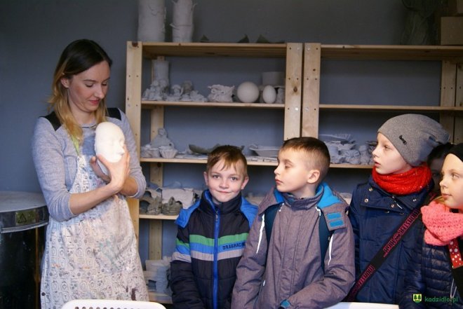 „Baśniowa” wycieczka dzieci z kadzidlańskiej podstawówki [ZDJĘCIA] - zdjęcie #21 - eOstroleka.pl