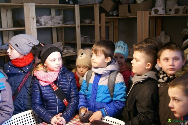 „Baśniowa” wycieczka dzieci z kadzidlańskiej podstawówki [ZDJĘCIA] - zdjęcie #22 - eOstroleka.pl