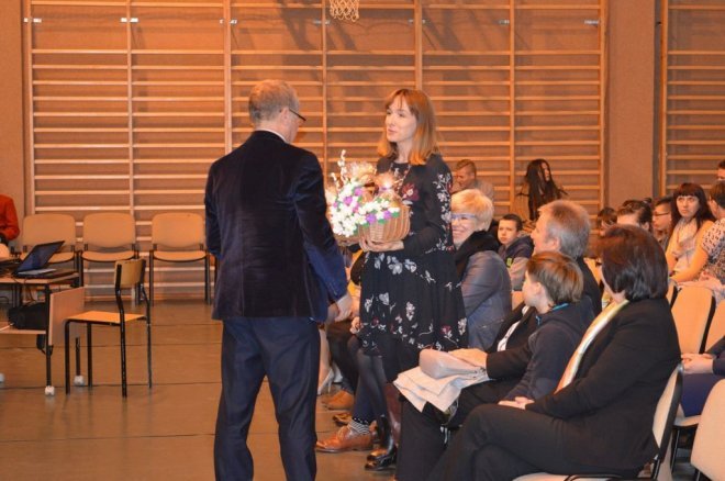 Międzynarodowy Dzień Szczęścia i spotkanie z Lidią Sadowską w ZSP w Łysych [ZDJĘCIA] - zdjęcie #4 - eOstroleka.pl