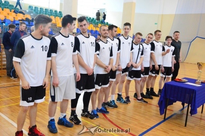 Mistrzostwa Ostrołęki szkół średnich w koszykówce mężczyzn [24.03.2017] - zdjęcie #20 - eOstroleka.pl