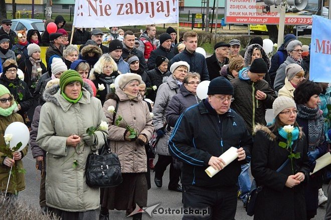 Marsz dla Życia i Rodziny w Ostrołęce [25.03.2017] - zdjęcie #23 - eOstroleka.pl