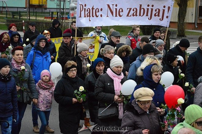 Marsz dla Życia i Rodziny w Ostrołęce [25.03.2017] - zdjęcie #26 - eOstroleka.pl