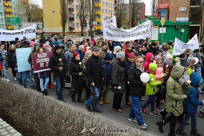 Marsz dla Życia i Rodziny w Ostrołęce [25.03.2017] - zdjęcie #49 - eOstroleka.pl