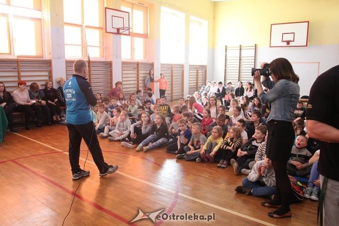 Dzień Profilaktyki w Szkole Podstawowej nr 5 w Ostrołęce [ZDJĘCIA] - zdjęcie #14 - eOstroleka.pl