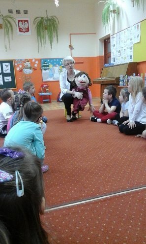 Literackie warsztaty z Joanną Brodowską w Przedszkolu Miejskim nr 8 [ZDJĘCIA] - zdjęcie #8 - eOstroleka.pl