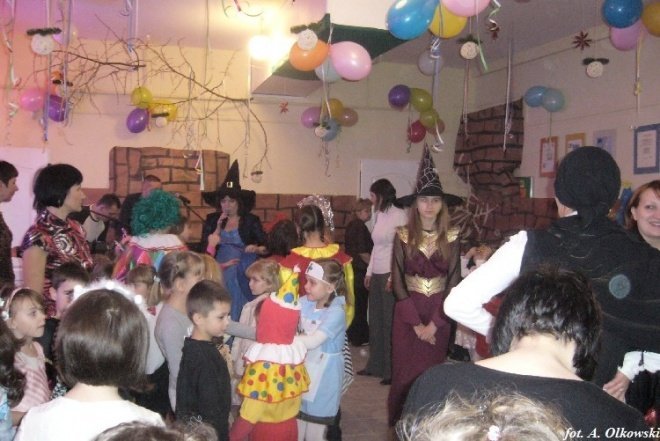 Bal karnawałowy w Przedszkolu Miejskim nr 7 - zdjęcie #6 - eOstroleka.pl