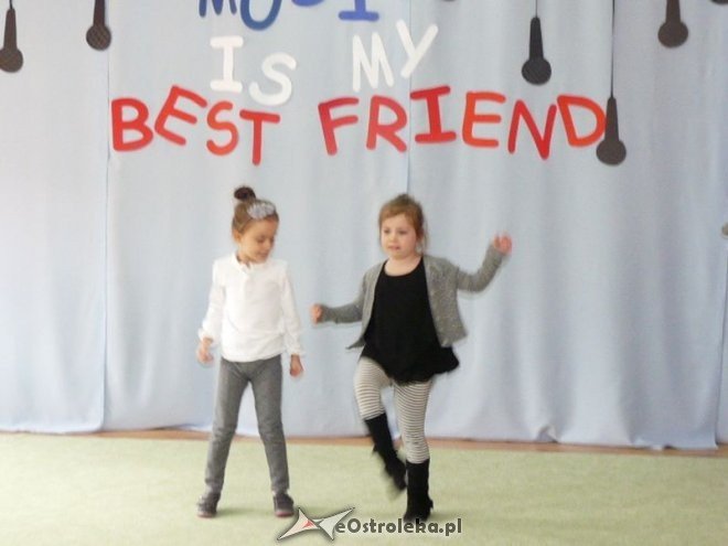 Music is my best friend – konkurs piosenki anglojęzycznej w „Krainie Misiów” [ZDJĘCIA] - zdjęcie #19 - eOstroleka.pl
