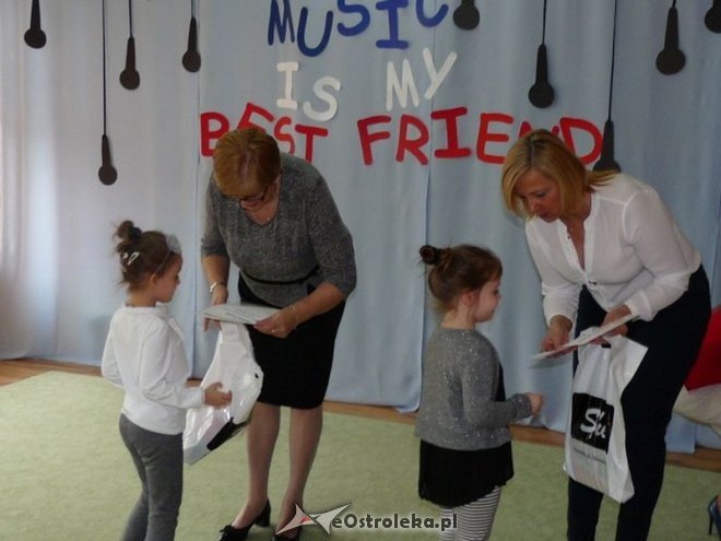 Music is my best friend – konkurs piosenki anglojęzycznej w „Krainie Misiów” [ZDJĘCIA] - zdjęcie #19 - eOstroleka.pl
