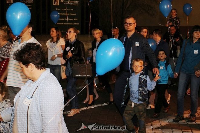Niebieski Marsz w Ostrołęce [02.04.2017] - zdjęcie #7 - eOstroleka.pl