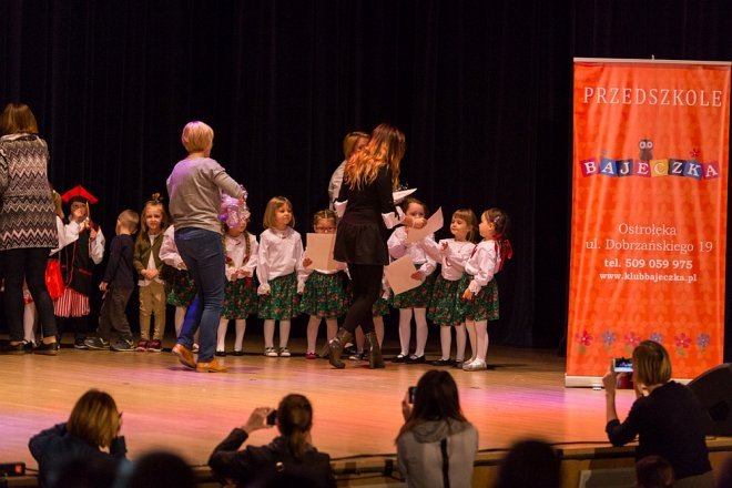 Konkurs taneczny „Tańce z przedszkolami Kurpikami” [ZDJĘCIA] - zdjęcie #8 - eOstroleka.pl