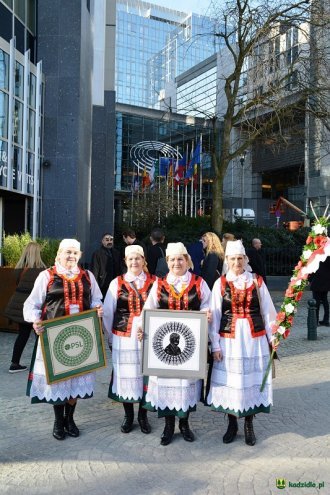 Delegacja z Kadzidła w Parlamencie Europejskim [05.04.2017] - zdjęcie #3 - eOstroleka.pl