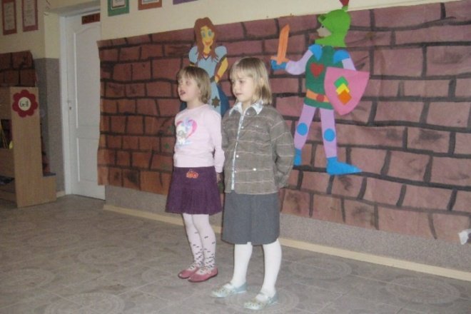 Zabawa choinkowa w Przedszkolu Miejskim nr 7 (28.01.2010) - zdjęcie #8 - eOstroleka.pl