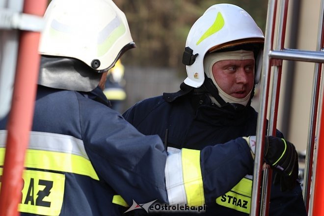 Ćwiczenia ratowniczo-gaśnicze w Nowej Wsi Zachodniej [06.04.2017] - zdjęcie #1 - eOstroleka.pl