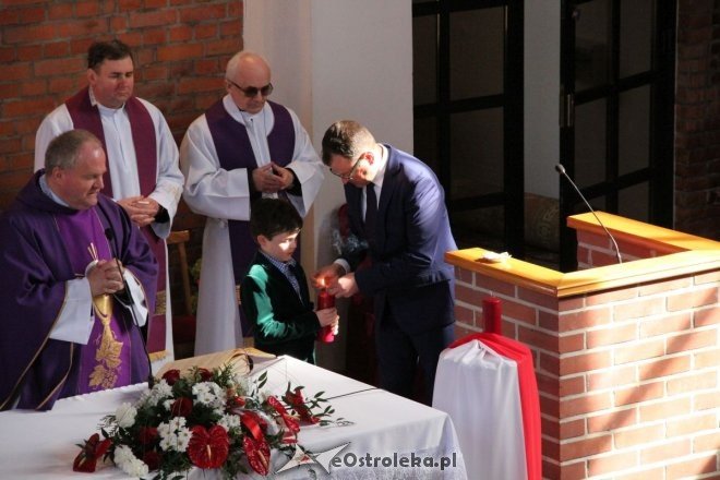 Ostrołęczanie oddali hołd ofiarom Zbrodni Katyńskiej i katastrofy pod Smoleńskiem [ZDJĘCIA] - zdjęcie #95 - eOstroleka.pl