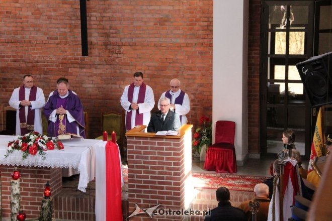 Ostrołęczanie oddali hołd ofiarom Zbrodni Katyńskiej i katastrofy pod Smoleńskiem [ZDJĘCIA] - zdjęcie #81 - eOstroleka.pl