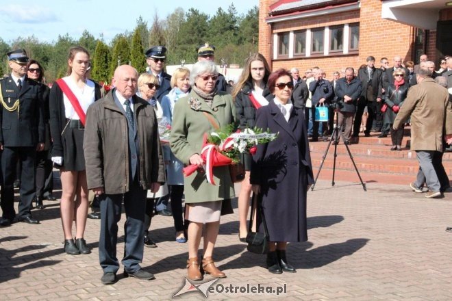 Ostrołęczanie oddali hołd ofiarom Zbrodni Katyńskiej i katastrofy pod Smoleńskiem [ZDJĘCIA] - zdjęcie #85 - eOstroleka.pl