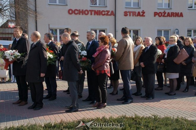 Miejskie obchody 7. rocznicy katastrofy pod Smoleńskiem [10.04.2017] - zdjęcie #20 - eOstroleka.pl