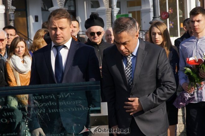Miejskie obchody 7. rocznicy katastrofy pod Smoleńskiem [10.04.2017] - zdjęcie #51 - eOstroleka.pl