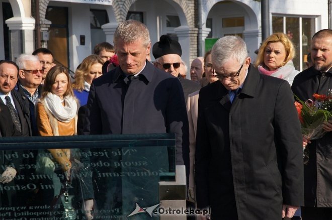 Miejskie obchody 7. rocznicy katastrofy pod Smoleńskiem [10.04.2017] - zdjęcie #41 - eOstroleka.pl