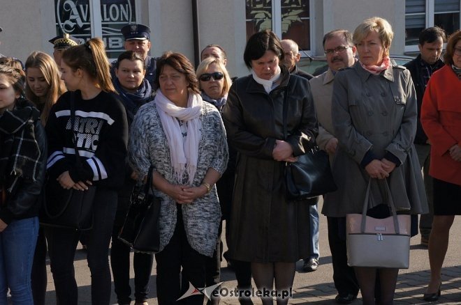 Miejskie obchody 7. rocznicy katastrofy pod Smoleńskiem [10.04.2017] - zdjęcie #19 - eOstroleka.pl