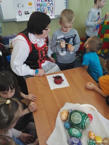 Warsztaty wielkanocne dla przedszkolaków z Dylewa [ZDJĘCIA] - zdjęcie #21 - eOstroleka.pl