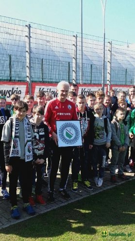 Uczniowie z gminy Kadzidło na stadionie Legii Warszawa [ZDJĘCIA] - zdjęcie #17 - eOstroleka.pl