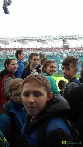 Uczniowie z gminy Kadzidło na stadionie Legii Warszawa [ZDJĘCIA] - zdjęcie #9 - eOstroleka.pl