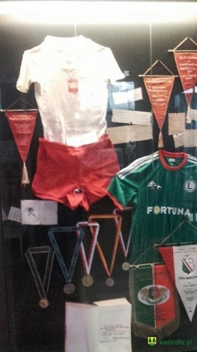 Uczniowie z gminy Kadzidło na stadionie Legii Warszawa [ZDJĘCIA] - zdjęcie #1 - eOstroleka.pl