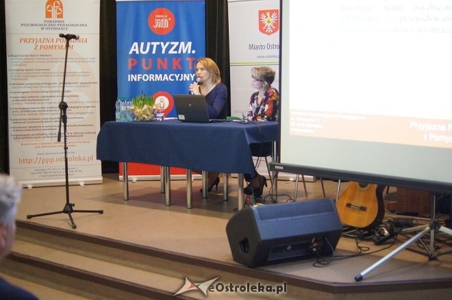 „Droga z autyzmem do dorosłości” - konferencja naukowa w Ostrołęckim Centrum Kultury [ZDJĘCIA] - zdjęcie #9 - eOstroleka.pl